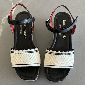Kate Spade New York Size 9 platform black and white sandals.